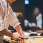 調理師とは。仕事内容や平均年収、調理師のなり方について